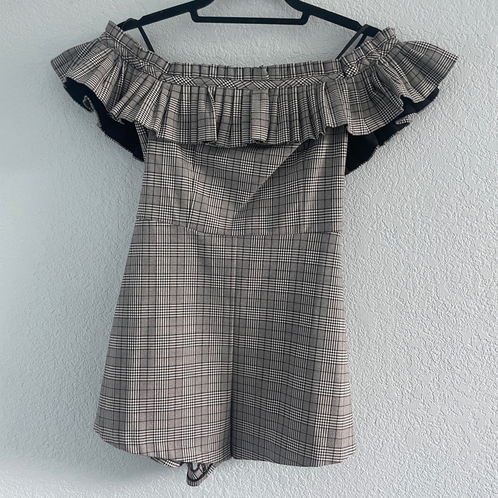 Urban Outfitters plaid romper off the shoulder size 2